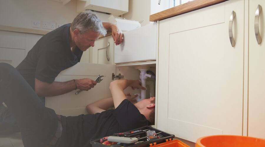 Professional burst pipe repair services in Hamlin, TX